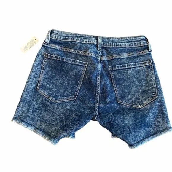 Arizona Mid Rise 4 1/2" Straight Fit Denim Short SZ 5 Juniors - Picture 7 of 9